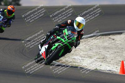 media/Sep-21-2025-TrackDaz (Sun) [[277c75b276]]/B Group/1220pm (Turn 2)/